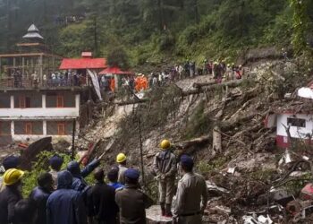 उत्तराखंड: दरक रहे पहाड़, IMD ने 13 जिलों में जारी किया भारी बारिश का अलर्ट