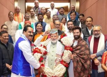 PM Modi से मिलने पहुंचे बिहार के NDA सांसद, नहीं दिखे जीतन राम मांझी