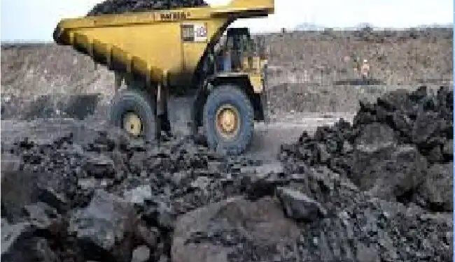 पिछले एक दशक में आयातित कोयले की हिस्सेदारी में गिरावट दर्ज की गई