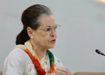 Exit Poll पर सोनिया राहुल का रिएक्शन, कहा- नतीजों का करें इंतजार