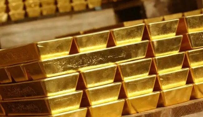 सोना और चांदी में आई गिरावट, जानें इन शहरों में क्या हैं कीमत