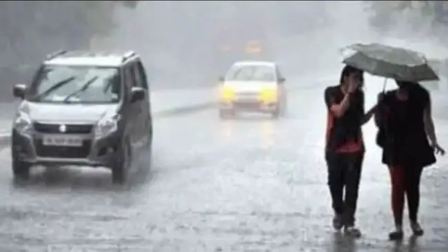 मौसम विभाग ने उत्तर प्रदेश में भारी बारिश होने का आरेंज अलर्ट जारी किया