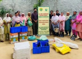 पंजाब कृषि विश्वविद्यालय ने ग्रामीण महिलाओं को दिए कृषि उपकरण