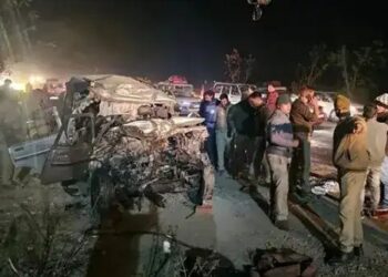 प्रयागराज में बड़ा सड़क हादसा, 10 लोगों की मौत, CM योगी ने दिए जांच के आदेश