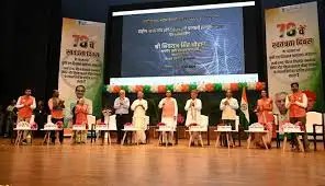 कृषि मंत्री शिवराज सिंह चौहान ने किसानों से की बातचीत