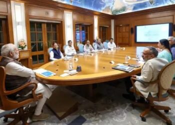 घाटी में हो रही आतंकी घटनाओं के बीच PM MODI की बड़ी बैठक, NSA भी शामिल