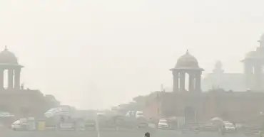 दिल्ली-NCR में वाहनों पर लगा हजारों का जुर्माना, निर्माण स्थलों को किया बंद!