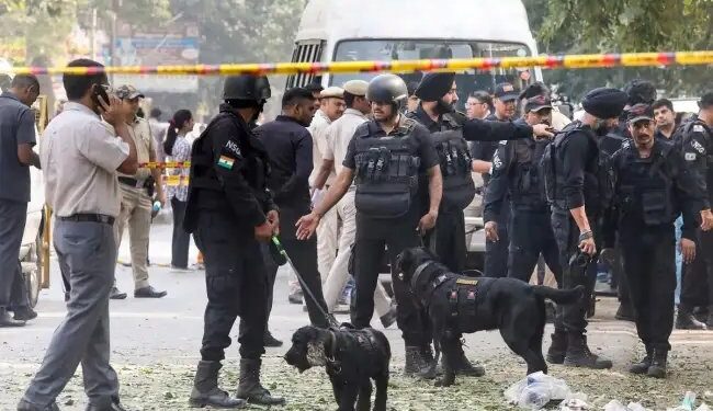 Delhi: प्रशांत विहार में हुआ जोरदार धमाका, NIA- NSG की टीमें मौके पर पहुंची