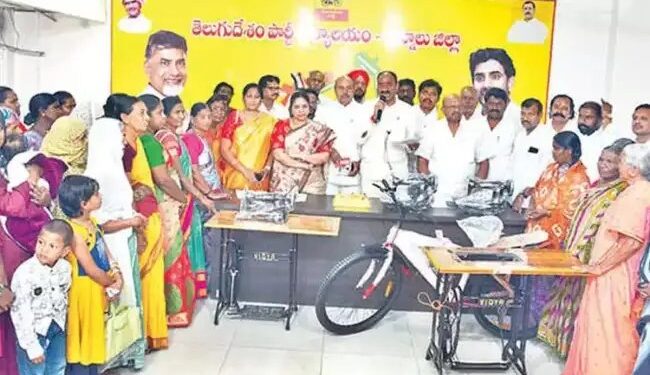 आंध्र प्रदेश में तीसरा बच्चे पैदा करने पर सरकार देगी तोहफा! TDP सरकार का बड़ा ऐलान