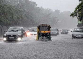 बारिश की बहार! दिल्ली समेत कई राज्यों में जल्द शुरू होगा मानसूनी दौर