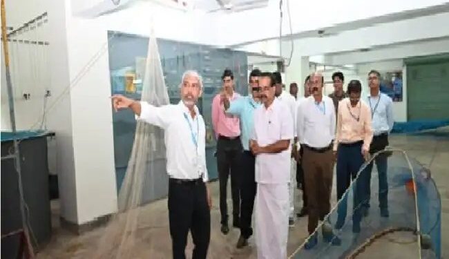 केंद्रीय पशुपालन राज्य मंत्री ने कोच्चि में सिफनेट का दौरा किया