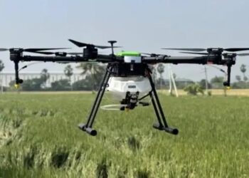 भारत की बढ़ती ड्रोन शक्ति: कृषि से लेकर युद्धक्षेत्र तक तकनीक का विस्तार