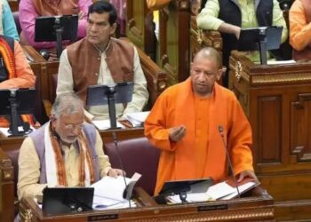 प्रदेश की योगी सरकार ने पेश किया अब तक का सबसे बड़ा बजट, बनाया नया रिकॉर्ड