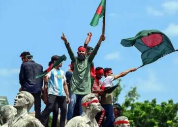 पाकिस्तान की नई चालाकी! बांग्लादेश में ISI एजेंट भेज रहा पाकिस्तान, भारत ने बढ़ाई सुरक्षा