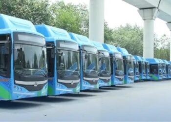 UP परिवहन मंत्रालय का बड़ा फैसला, इलेक्ट्रिक बसें चलाने पर दिया जाएगा जोर