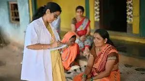 ग्रामीण महिलाएं कुपोषण के निवारण में चुनौतियां और समाधान