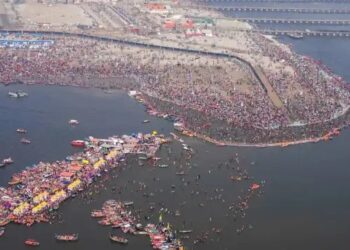 महाकुंभ में अब तक 35 करोड़ श्रद्धालुओं ने किया स्नान, CM योगी खुद कर रहे मॉनिटरिंग