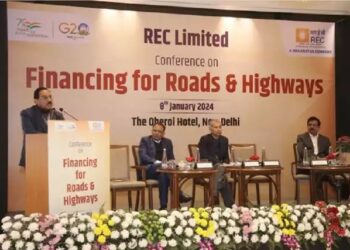 आरईसी लिमिटेड ने सड़क और राजमार्ग क्षेत्र के वित्तपोषण पर सम्मेलन आयोजित किया