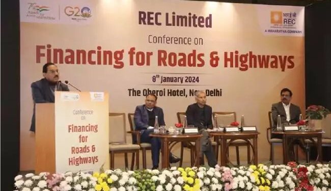 आरईसी लिमिटेड ने सड़क और राजमार्ग क्षेत्र के वित्तपोषण पर सम्मेलन आयोजित किया