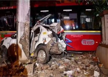 मंबूई में बड़ा बस हादसा: अब तक 7 की मौते, 49 घायल, BMC ने दी बस की जानकारी