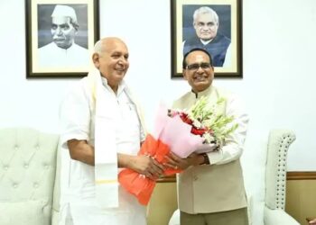 प्रधानमंत्री किसान सम्मान निधि कार्यक्रम की तैयारी को लेकर केंद्रीय कृषि मंत्री से मिले बिहार और यूपी के कृषि मंत्री