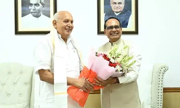 प्रधानमंत्री किसान सम्मान निधि कार्यक्रम की तैयारी को लेकर केंद्रीय कृषि मंत्री से मिले बिहार और यूपी के कृषि मंत्री