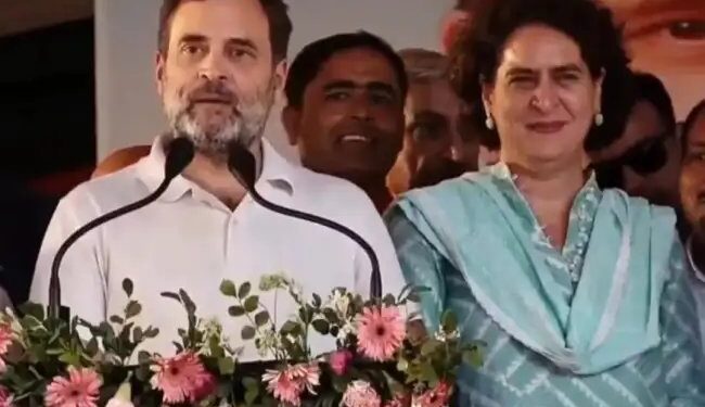 कांग्रेस सांसद राहुल गांधी ने रायबरेली में एक जनसभा को संबोधित किया