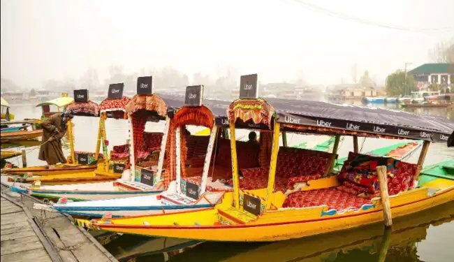 अब एक क्लिक से डल झील में तैयार मिलेगी ‘शिकारा’, Uber ने शुरु की ये खास सेवा!