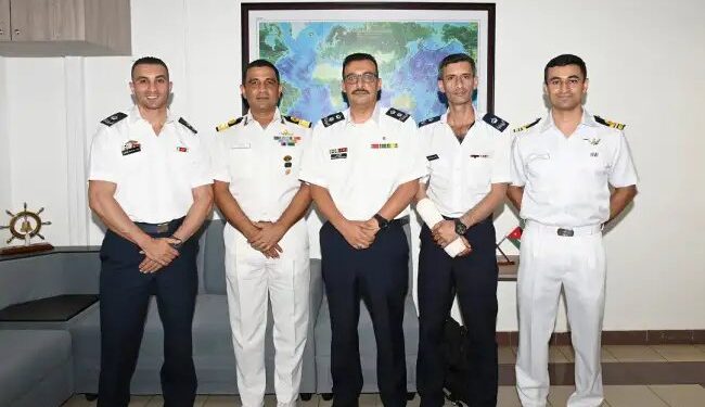 जॉर्डन सशस्त्र बल प्रशिक्षण प्रतिनिधिमंडल और भारतीय नौसेना अकादमी का दौरा किया