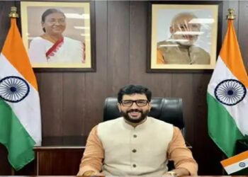 केंद्रीय नागरिक उड्डयन राज्य मंत्री मुरलीधर मोहोल ने पदभार ग्रहण किया