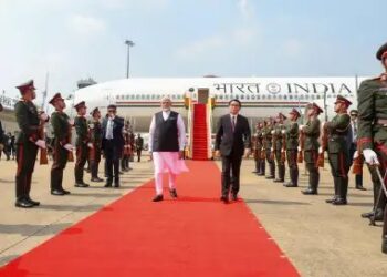 लाओस यात्रा पर पीएम मोदी, जानें क्यों ये देश है भारत के लिए अहम?