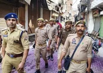 संभल के CO अनुप चौधरी का हुआ ताबदला, विवादों से रहा पुराना नाता