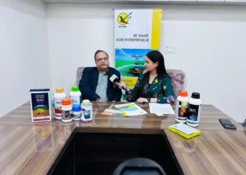 दोगुनी आय का सपना सच होगा! अंबर क्रॉप के ये प्रोडक्ट्स बदल रहे हैं किसानों की तकदीर