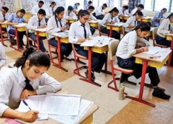CBSE का नया सिस्टम: 10वीं बोर्ड Exam अब साल में दो बार, छात्रों को मिलेगा दूसरा मौका