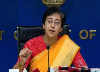 आतिशी का बड़ा दावा, कहा- मेरे साथ सौरभ भारद्वाज और राघव भी जाएंगे जेल