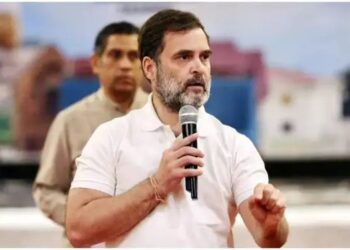 ‘वोटिंग के सबूत मिटा रहे हैं’: राहुल गांधी का चुनाव आयोग पर हमला, EC ने कहा- भ्रामक है बयान