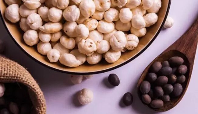 मखाना उत्पादन में भारत ने तोड़े रिकॉर्ड, इन 5 बड़े देशों में जाते हैं भारतीय मखाने