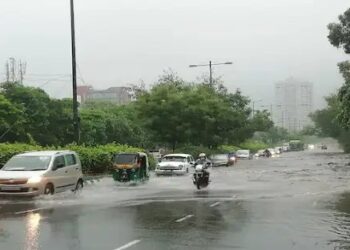 दिल्ली समेत इन राज्यों में बारिश का अलर्ट, जानें क्या है आज का मौसम अपडेट?