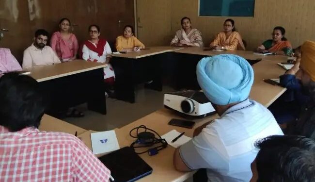 छात्र प्लेसमेंट और परामर्श के लिए काउंसलिंग सेमिनार का आयोजन किया गया