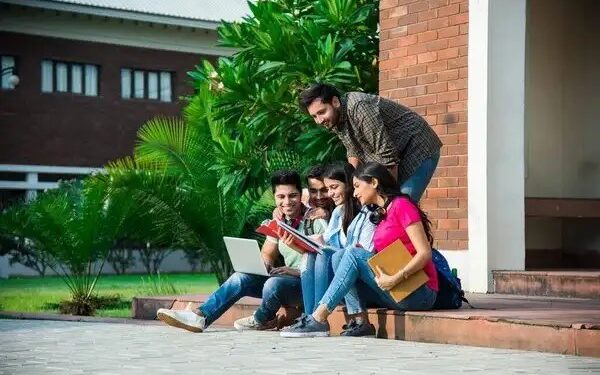 UP: अब छोटे रोजगार के लिए भी मिलेगा 5 लाख का लोन, सरकार ने जारी की नई स्कीम