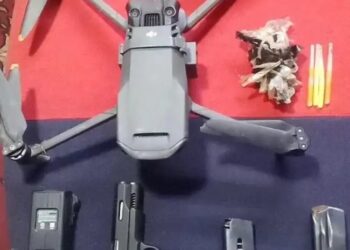 पंजाब बॉर्डर पर बीएसएफ का बड़ा ऑपरेशन: 6 पाकिस्तानी ड्रोन ढेर, हथियार और हेरोइन बरामद