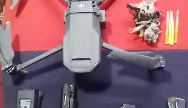 पंजाब बॉर्डर पर बीएसएफ का बड़ा ऑपरेशन: 6 पाकिस्तानी ड्रोन ढेर, हथियार और हेरोइन बरामद