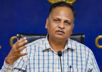 18 महीने बाद जेल से बाहर आए AAP नेता सत्येंद्र जैन, मिली जमानत