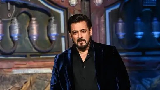 दो दिन में दूसरी बार, महिला समेत दो लोगों ने Salman Khan के गैलेक्सी अपार्टमेंट में घुसने की कोशिश की