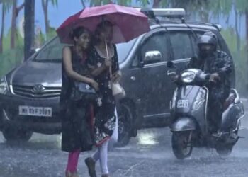 भारत में तय वक्त से पहले दस्तक देगा मॉनसून, जानें क्या है मौसम माहौल