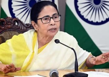 ममता बनर्जी ने ऑपरेशन सिंदूर के राजनीतिकरण को लेकर पीएम मोदी पर साधा निशाना