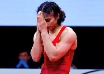बड़ी खबर: विनेश फोगाट को अयोग्य घोष‍ित, हाथ से निकला एक ओर गोल्ड