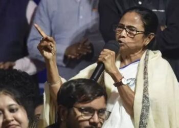 नीति आयोग की बैठक पर भड़की ममता बनर्जी, कहा- बोलने का मौका नहीं दिया गया