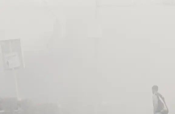 इन राज्यों में बारिश के साथ आएगी आंदी, फिर बढ़ेगी ठंड, जानें क्या है मौसम अपडेट?