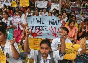 कोलकाता रेप मर्डर केस: डॉक्टरों की हड़ताल से OPD सेवाएं बांधित, रखीं ये बड़ी मांगे